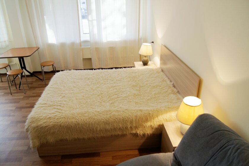45 м², 1-комнатная квартира 1 700 ₽ в сутки - изображение 45