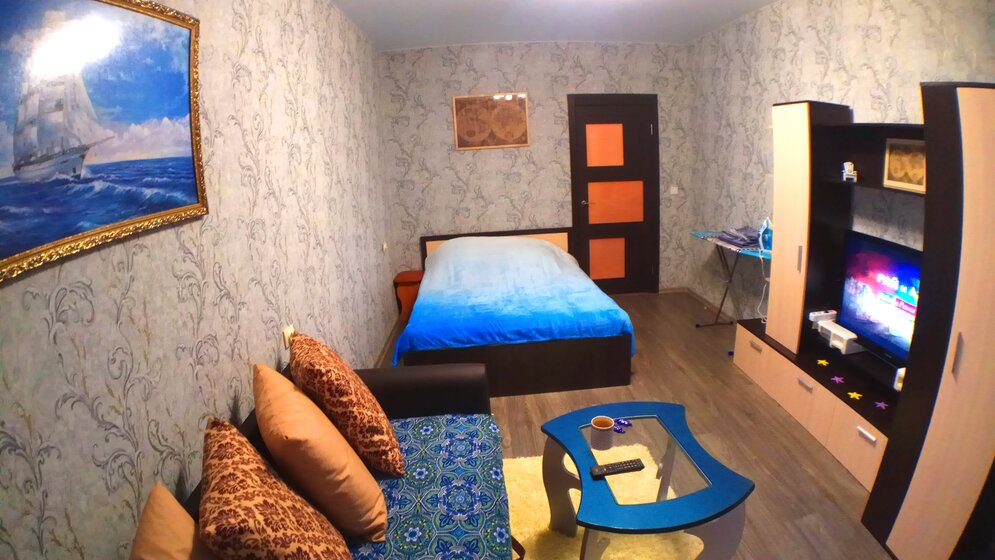 45 м², 1-комнатная квартира 2 100 ₽ в сутки - изображение 46