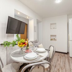 часть дома + 7,5 сотки, участок - изображение 1