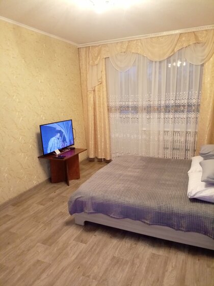 53 м², 2-комнатная квартира 2 600 ₽ в сутки - изображение 40