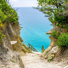 Квартира 43 м², 1-комнатная - изображение 1