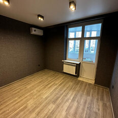 Квартира 43 м², 1-комнатная - изображение 1