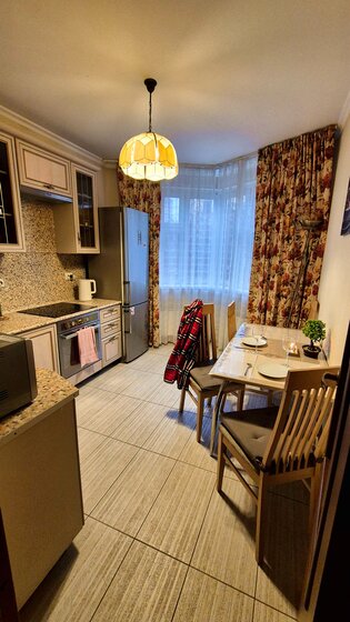 47 м², 2-комнатная квартира 8 000 ₽ в сутки - изображение 94