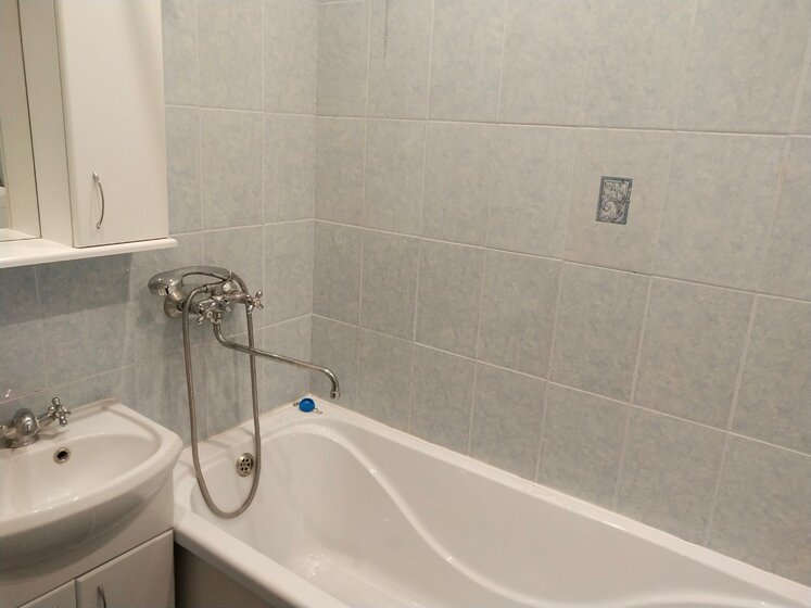 40 м², 1-комнатная квартира 2 300 ₽ в сутки - изображение 52