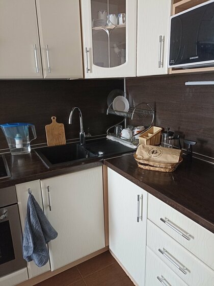 43 м², 1-комнатная квартира 3 900 ₽ в сутки - изображение 48