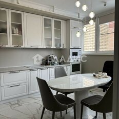 Квартира 90 м², 3-комнатная - изображение 1