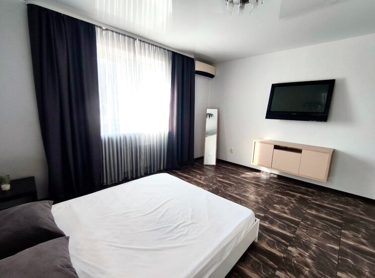 43 м², 1-комнатная квартира 2 000 ₽ в сутки - изображение 57