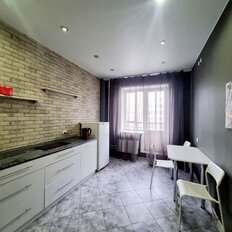 Квартира 40 м², 1-комнатная - изображение 2