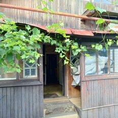 дом + 5,5 сотки, участок - изображение 1