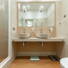 Квартира 162,2 м², 5-комнатная - изображение 1
