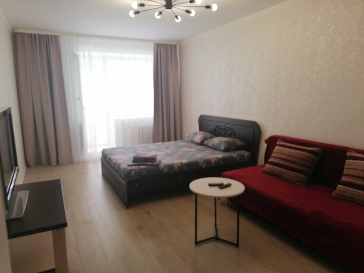 43 м², 1-комнатная квартира 1 700 ₽ в сутки - изображение 46