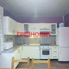 дом + 4,5 га, участок - изображение 3