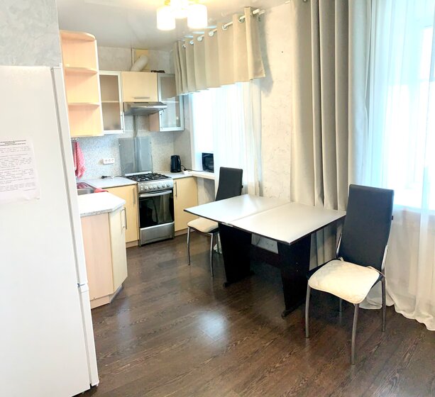 50 м², 2-комнатная квартира 4 000 ₽ в сутки - изображение 40