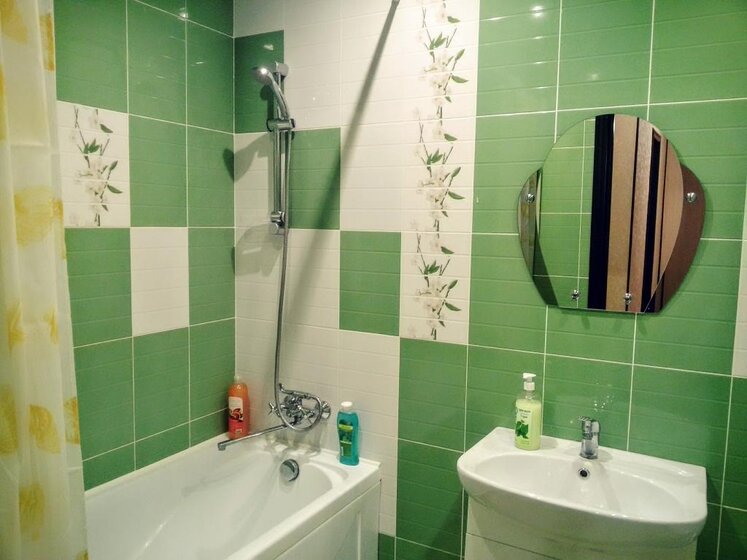 42 м², 1-комнатная квартира 2 000 ₽ в сутки - изображение 37