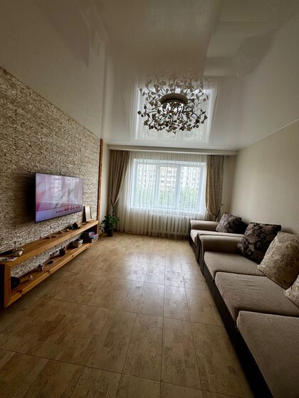 70 м², 2-комнатная квартира 2 500 ₽ в сутки - изображение 30