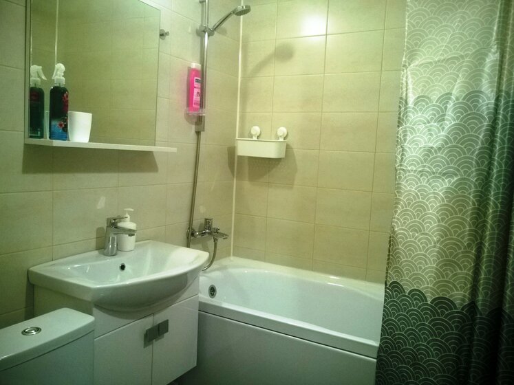 39 м², 1-комнатная квартира 2 800 ₽ в сутки - изображение 67