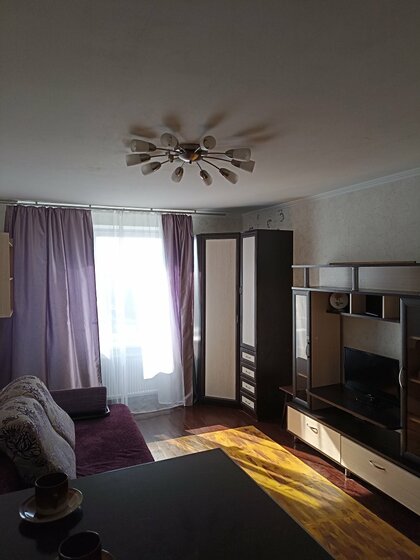 43 м², 1-комнатная квартира 3 900 ₽ в сутки - изображение 46