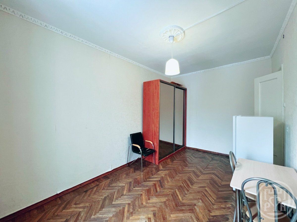 Комната 3-комн. 76.2 м² в Санкт-Петербург — фото 2