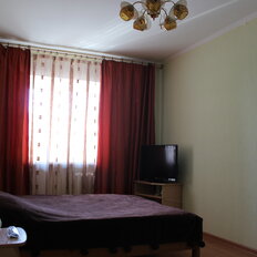 Квартира 42 м², 1-комнатная - изображение 1