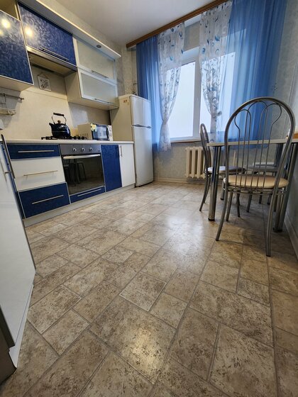 39 м², 1-комнатная квартира 2 500 ₽ в сутки - изображение 10