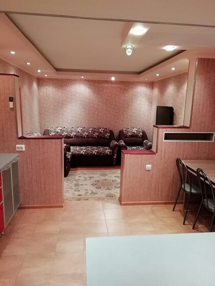 61 м², 2-комнатная квартира 1 800 ₽ в сутки - изображение 48