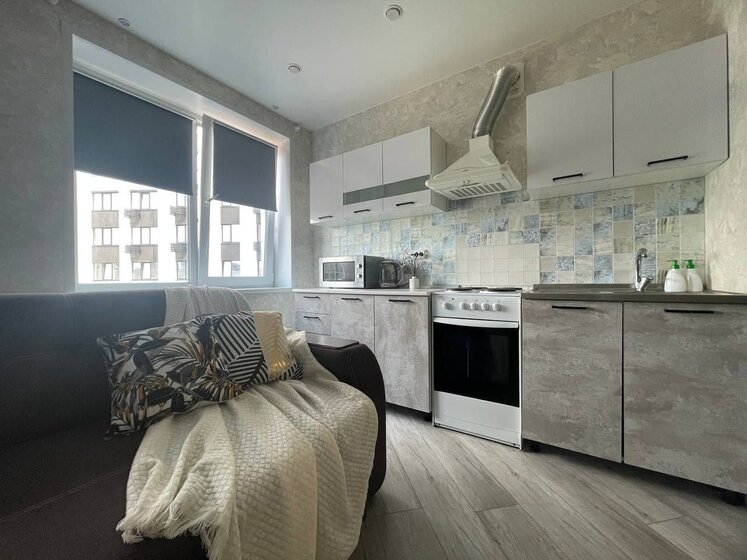 55 м², 2-комнатная квартира 2 900 ₽ в сутки - изображение 59