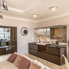 Квартира 130 м², 3-комнатная - изображение 1