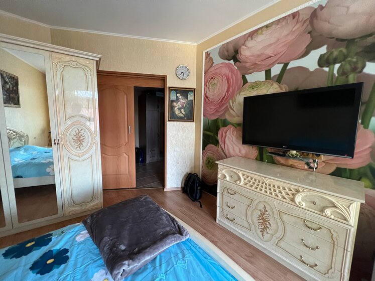 42 м², 1-комнатная квартира 2 000 ₽ в сутки - изображение 86