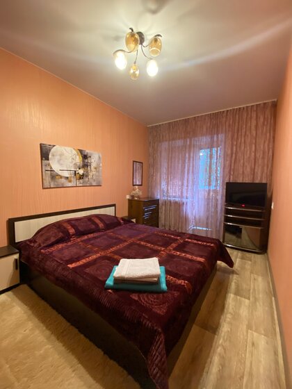 65 м², 3-комнатная квартира 3 700 ₽ в сутки - изображение 57