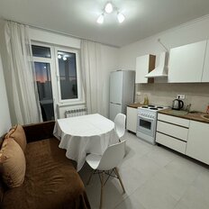 Квартира 42 м², 1-комнатная - изображение 1