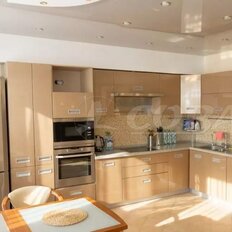 Квартира 220 м², 5-комнатная - изображение 1