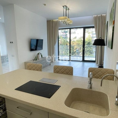 Квартира 90 м², 2-комнатная - изображение 1