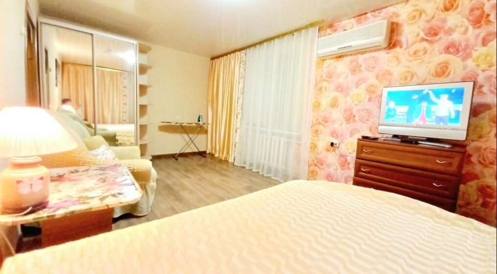 46 м², 1-комнатная квартира 1 600 ₽ в сутки - изображение 46