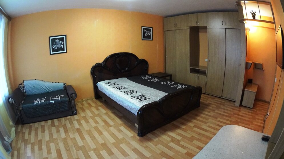 36 м², квартира-студия 1 800 ₽ в сутки - изображение 1
