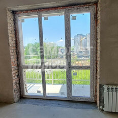 Квартира 108 м², 3-комнатная - изображение 1