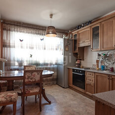 Квартира 82 м², 4-комнатная - изображение 1