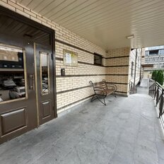 Квартира 70 м², 2-комнатная - изображение 1