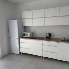 Квартира 42 м², 1-комнатная - изображение 1