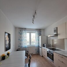 Квартира 67 м², 2-комнатная - изображение 2