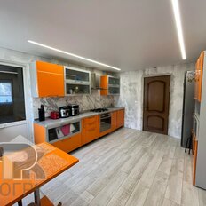 дом + 6 соток, участок - изображение 1