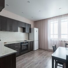Квартира 42 м², 1-комнатная - изображение 1