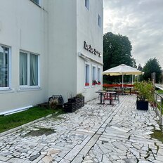 220 м², торговое помещение - изображение 2