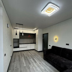 Квартира 42 м², 1-комнатная - изображение 1