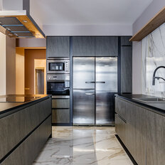 Квартира 218 м², 5-комнатная - изображение 1