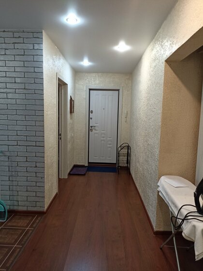 47,8 м², 2-комнатная квартира 3 000 ₽ в сутки - изображение 32