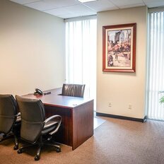 24 м², юридический адрес - изображение 1