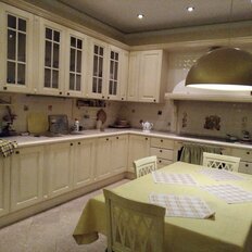 Квартира 157 м², 4-комнатная - изображение 1