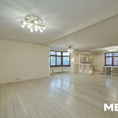 Квартира 207,2 м², 4-комнатная - изображение 1