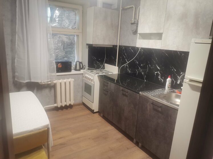 45 м², 2-комнатная квартира 2 500 ₽ в сутки - изображение 56