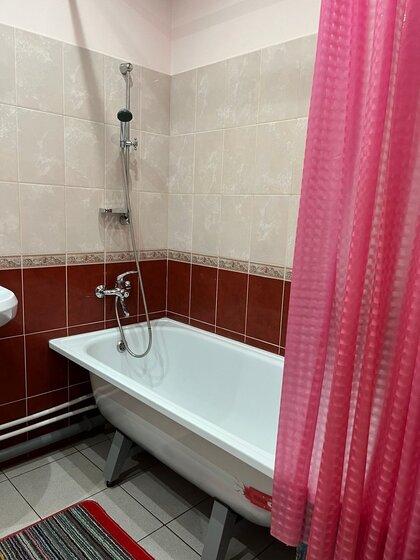 44 м², 1-комнатная квартира 1 600 ₽ в сутки - изображение 81